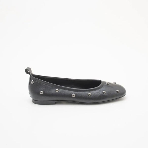 Ballerina in Pelle con Borchie Nera – SKA Shoes