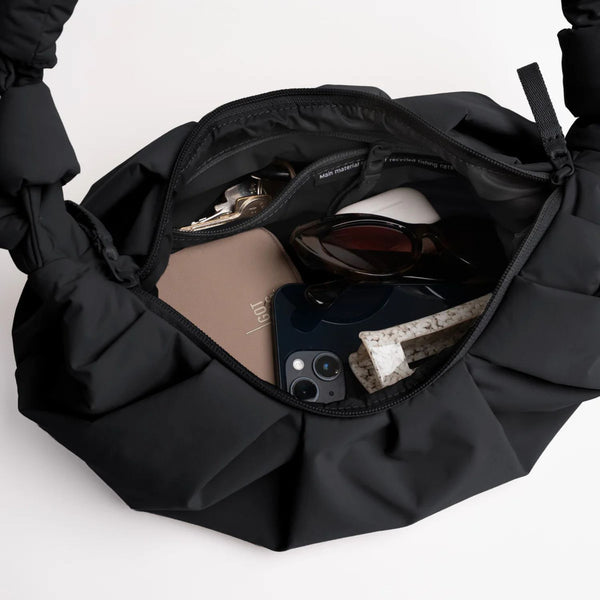 Pleat Moon Bag Small Borsa a Tracolla Nera – GOT BAG