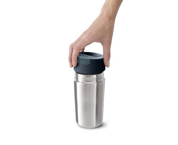 Tazza da Viaggio in Acciaio con Tappo a Ribalta "Sipp" - Joseph Joseph