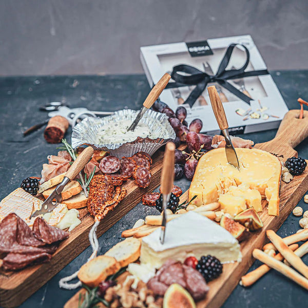 Set di Coltelli da Formaggio "Friends" con Tagliere - Boska