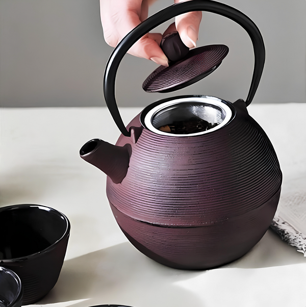 Teiera in Ghisa con Filtro e 4 Bicchieri 1L - WD Lifestyle