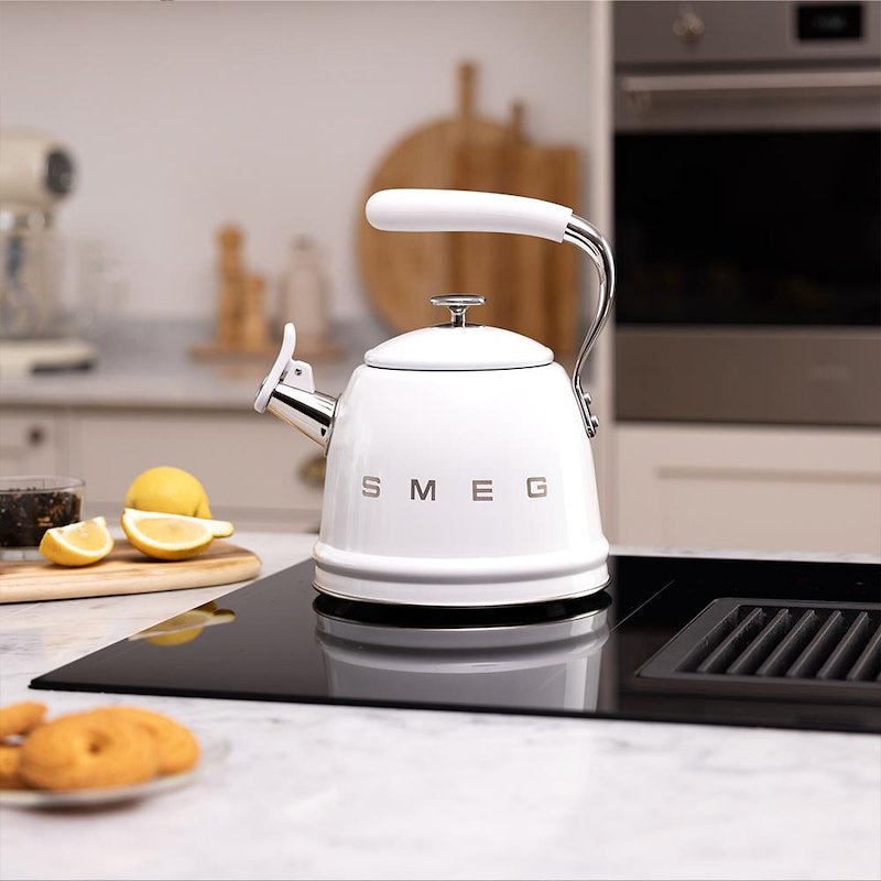 Bollitore con Fischio – Smeg