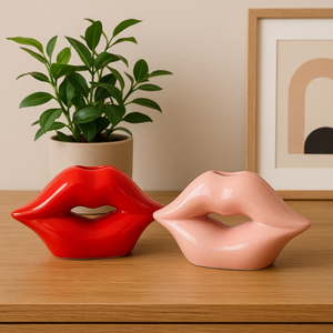 Vaso in Ceramica a Forma di Labbra – 20 cm