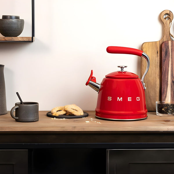 Bollitore con Fischio – Smeg