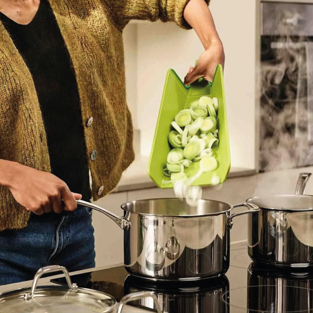 Tagliere Pieghevole in Plastica "Chop2Pot Plus" - Joseph Joseph